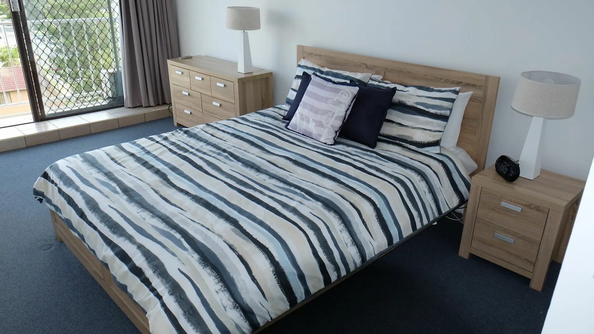 Queensleigh Holiday Apartments Broadbeach